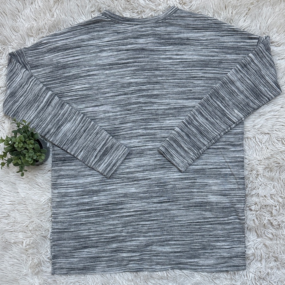 Cherish Striped Henley 💗 Black & Gray - Picture 4 of 14